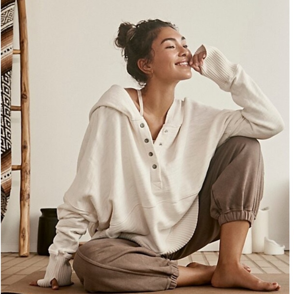 FP Movement Solid Honey Dove Sweater - Size M EUC